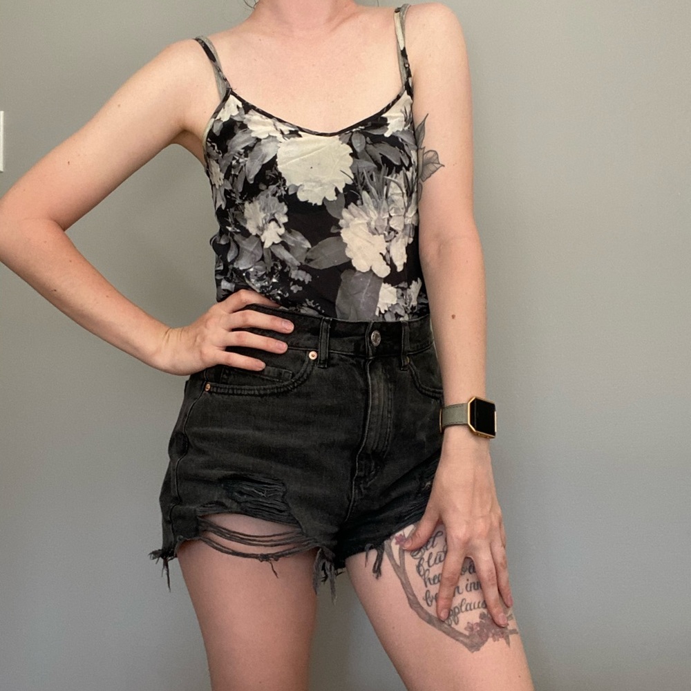 3/$15 100% silk Wilfred floral camisole